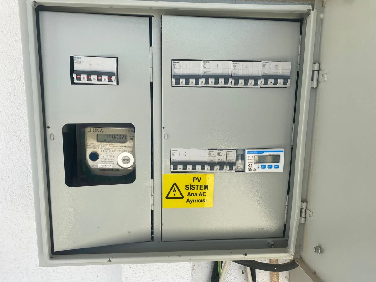 Çeşme GES PV sistem ana AC ayırıcı panosu - Smart Power Sensor