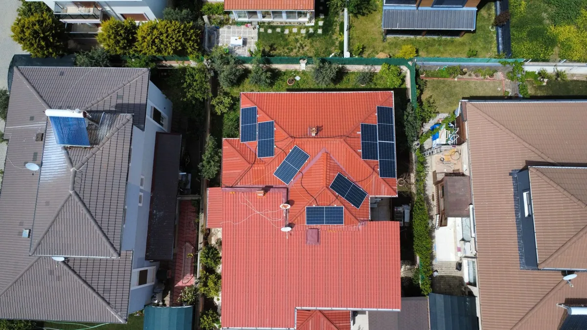 Seferihisar 5kW güneş enerjisi kurulumu - drone çekimi