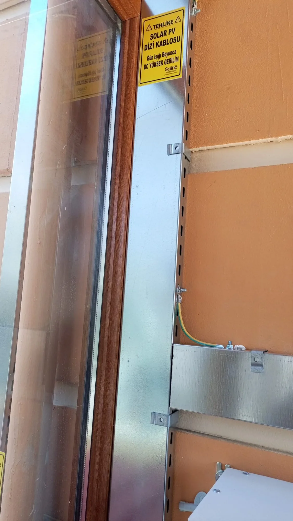 Seferihisar Solar PV dizi kablosu kanal montajı detayı